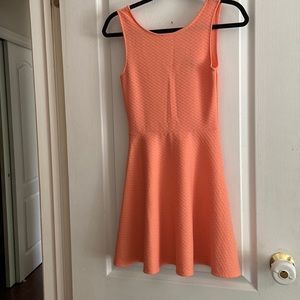 EUC Divided dress size 6